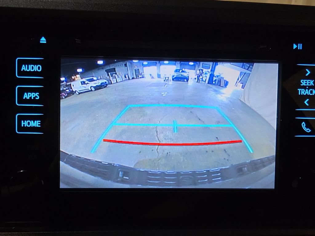 Used 2017 Toyota Tacoma TRD Sport w/ Tow Package (A/T) AWD/4WD image 23
