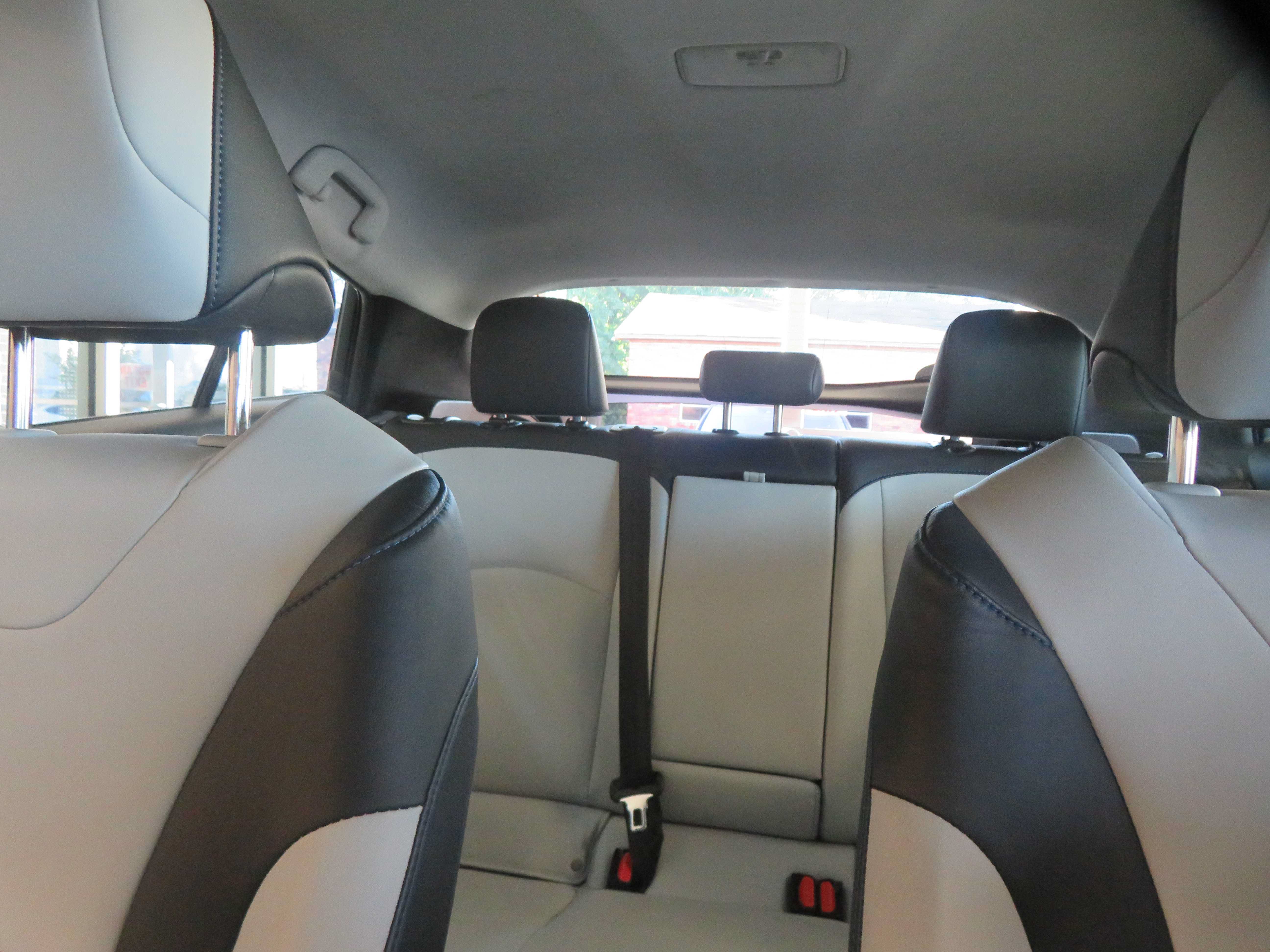 Used 2017 Toyota Prius Four Touring w/ Appearance Package FWD image 45