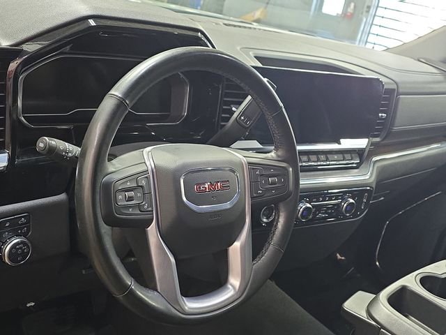Used 2024 GMC Sierra 1500 SLT image 16