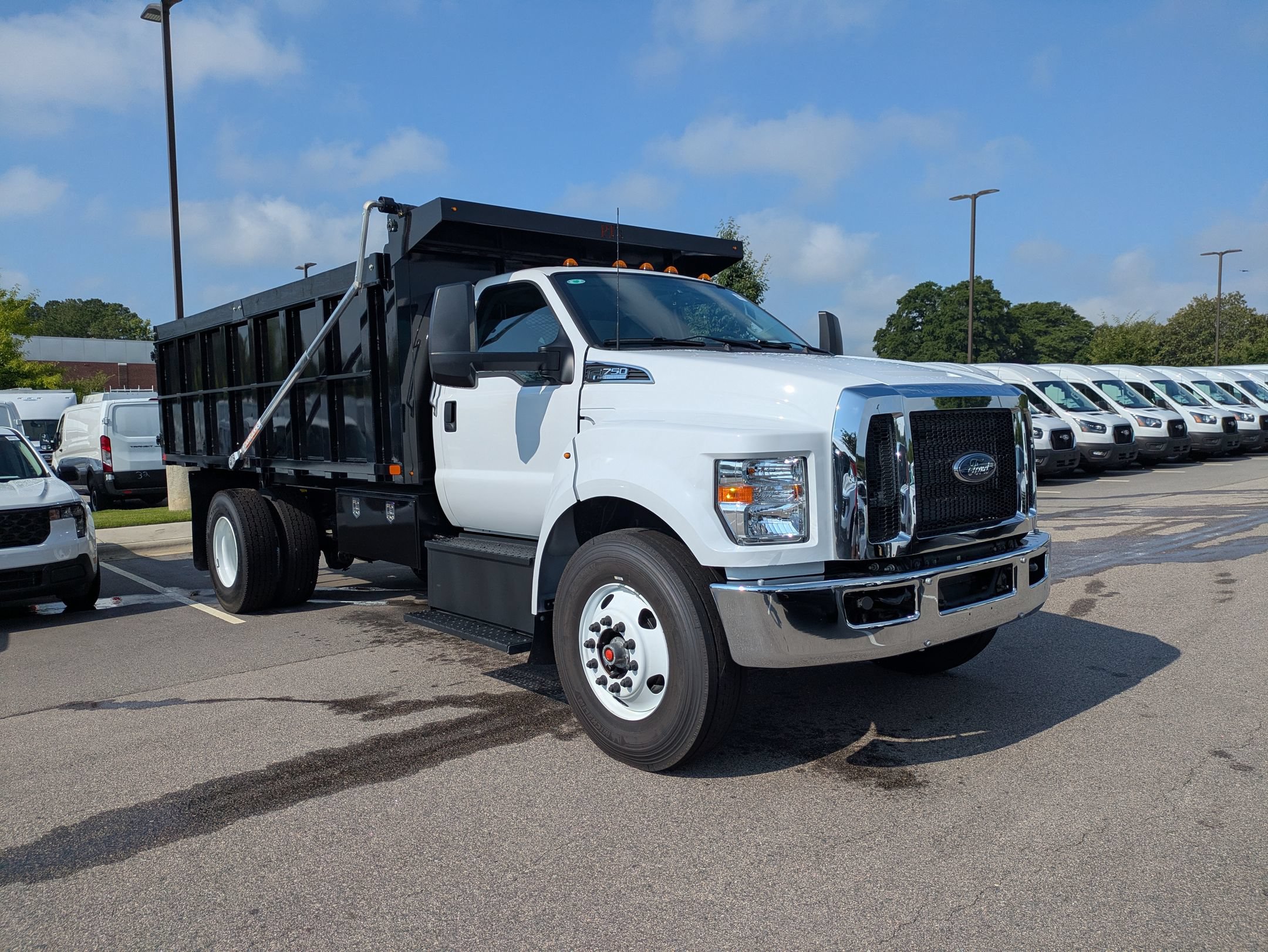 New 2027 Ford F750 2WD Regular Cab Super Duty image 2