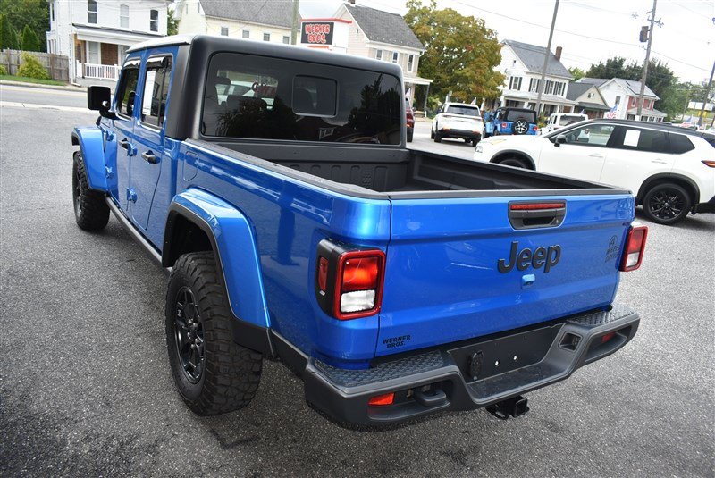 Used 2021 Jeep Gladiator Sport AWD/4WD image 8