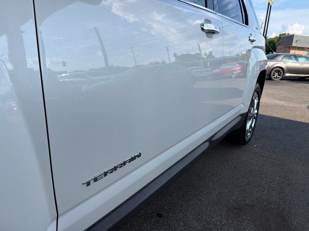Used 2017 GMC Terrain SLT w/ Memory Package FWD image 19