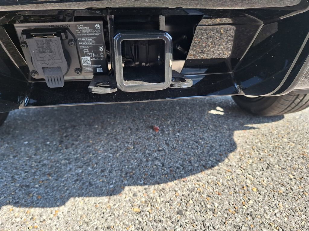 New 2026 Volkswagen Atlas Cross Sport SEL Premium R-Line image 25