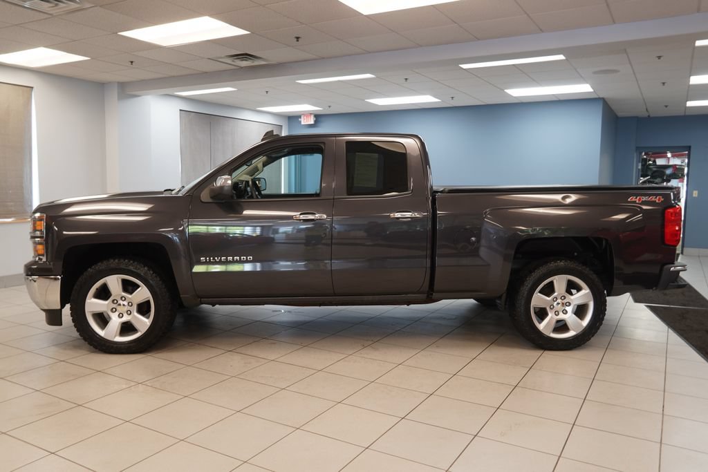 Used 2015 Chevrolet Silverado 1500 LS w/ Trailering Package AWD/4WD image 2