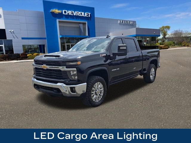 Used 2025 Chevrolet Silverado 2500 LT w/ Safety Package image 37