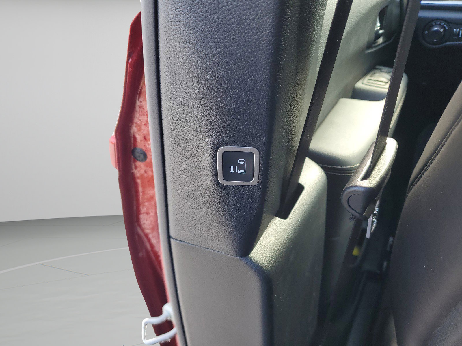 New 2026 Chrysler Voyager LX FWD image 30