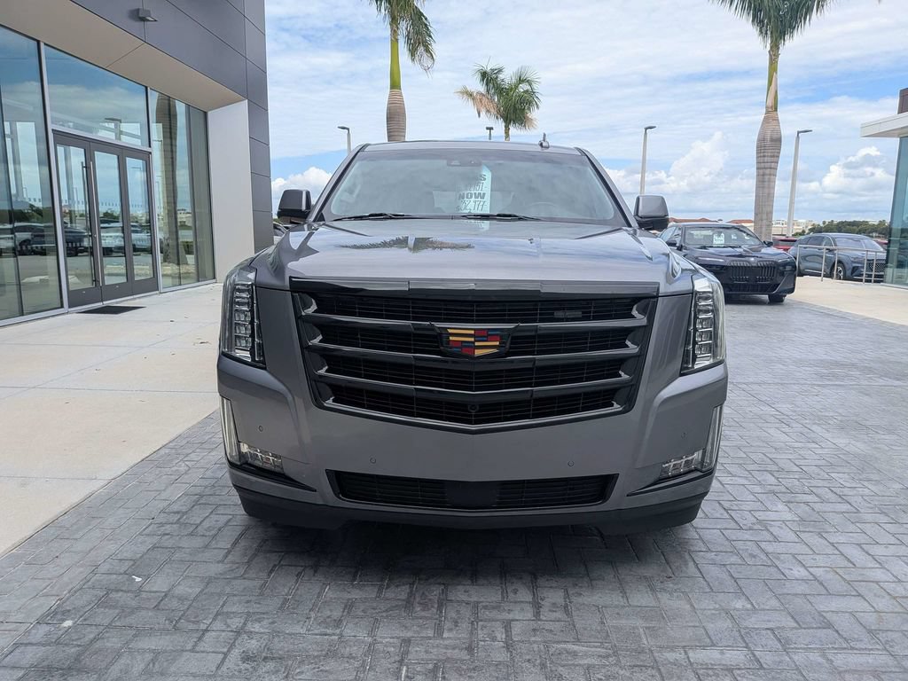Used 2019 Cadillac Escalade Premium Luxury RWD image 9