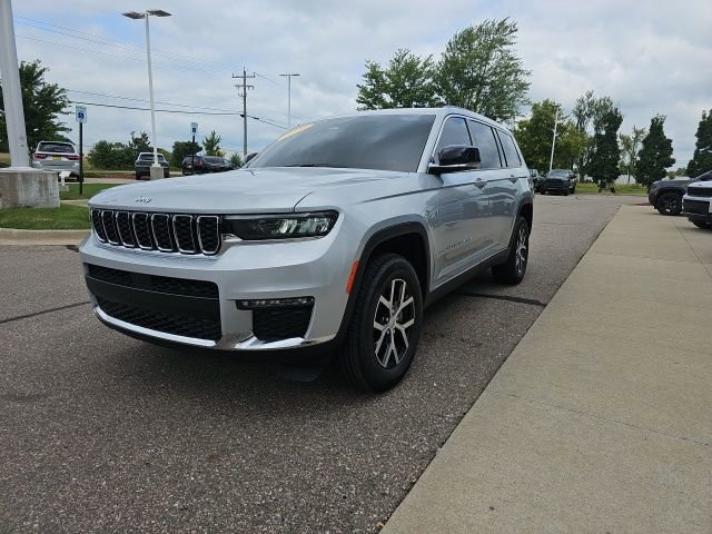 Used 2024 Jeep Grand Cherokee L Limited