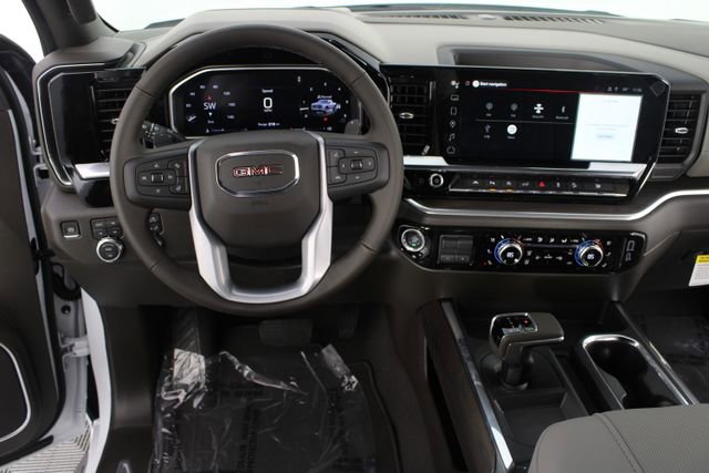 New 2026 GMC Sierra 1500 SLT image 11