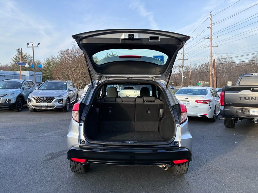Used 2019 Honda HR-V Sport image 11