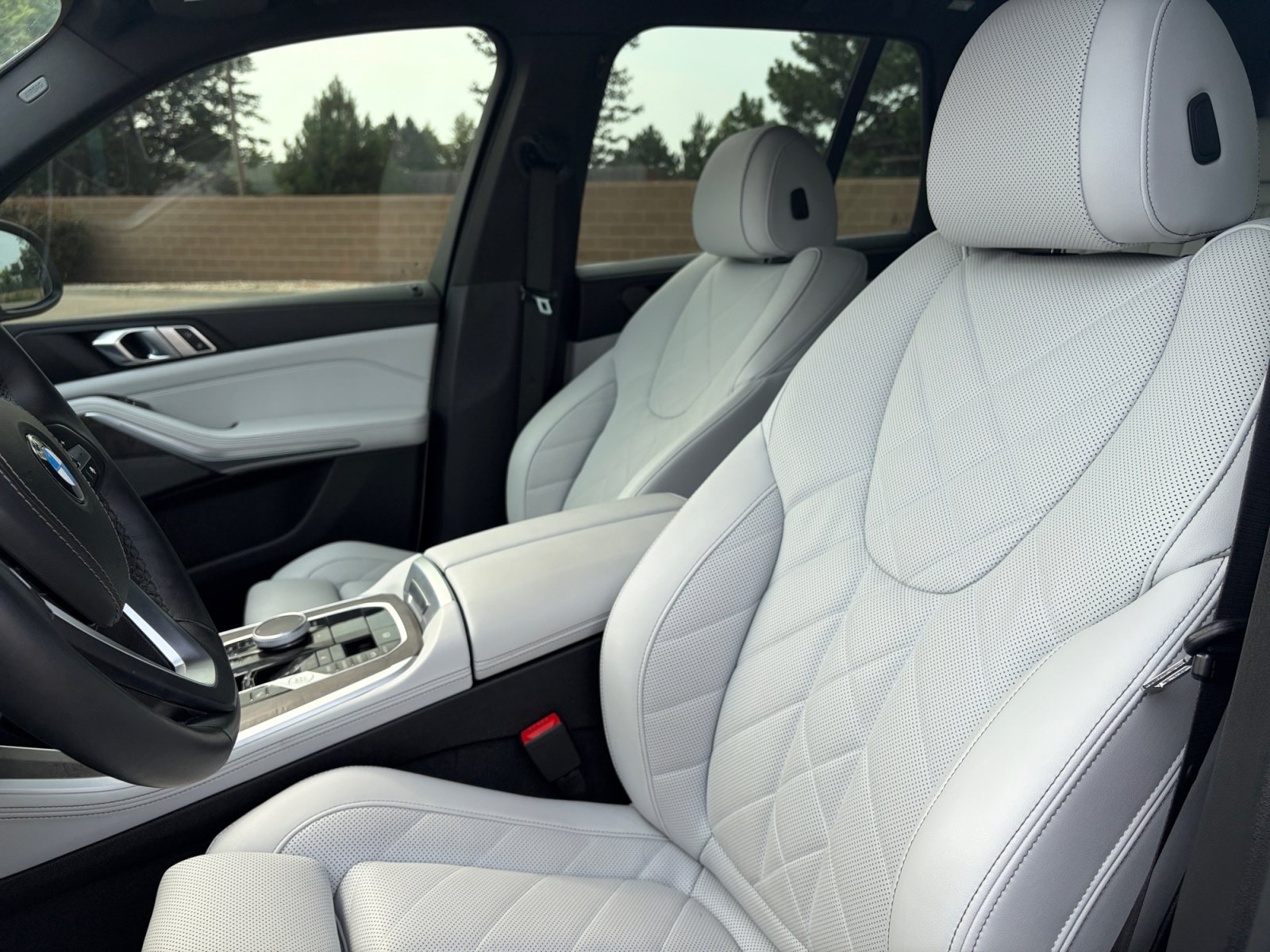 Used 2024 BMW X5 xDrive40i w/ Premium Package AWD/4WD image 15