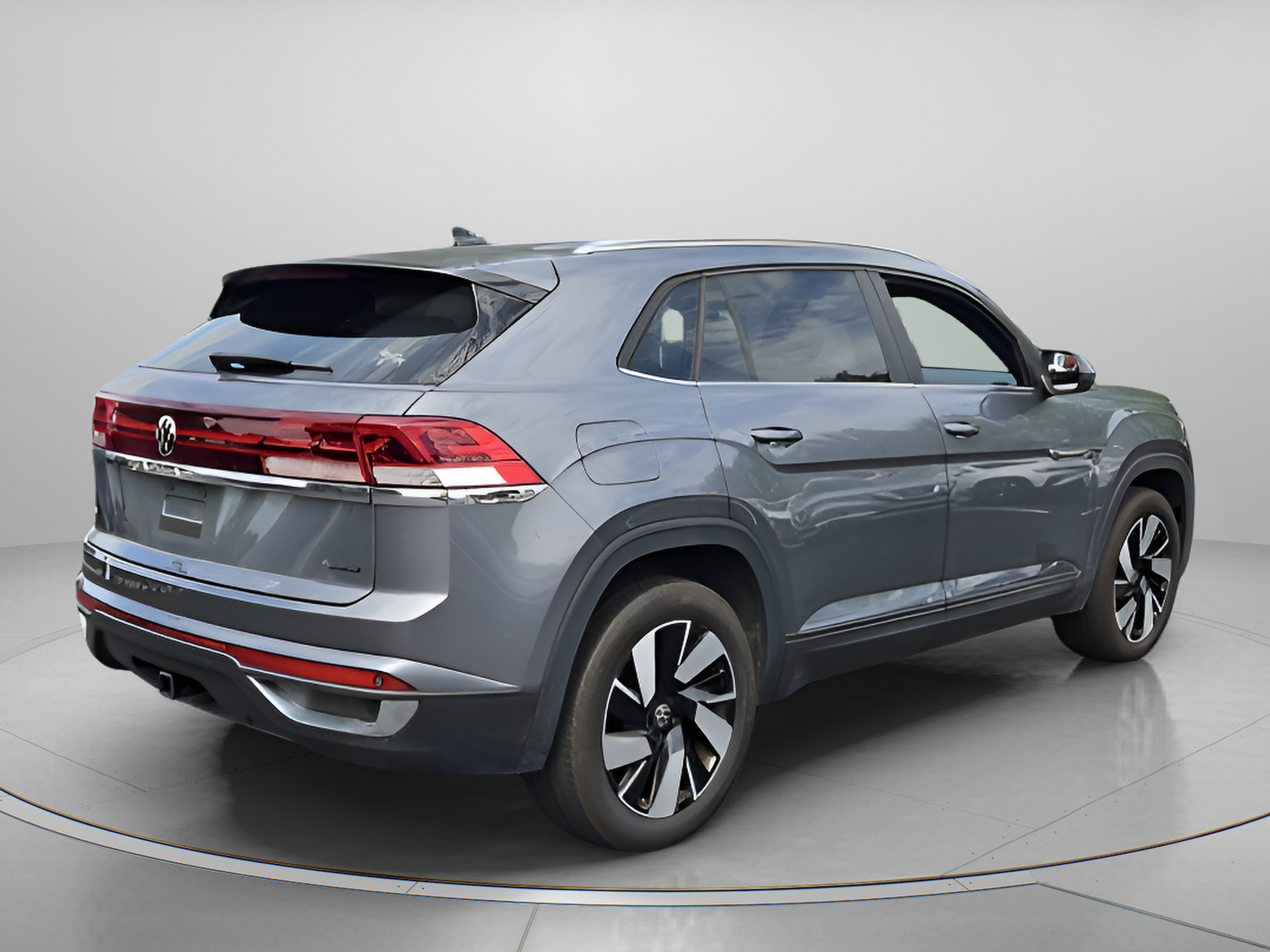 Certified 2024 Volkswagen Atlas Cross Sport SE AWD/4WD image 5