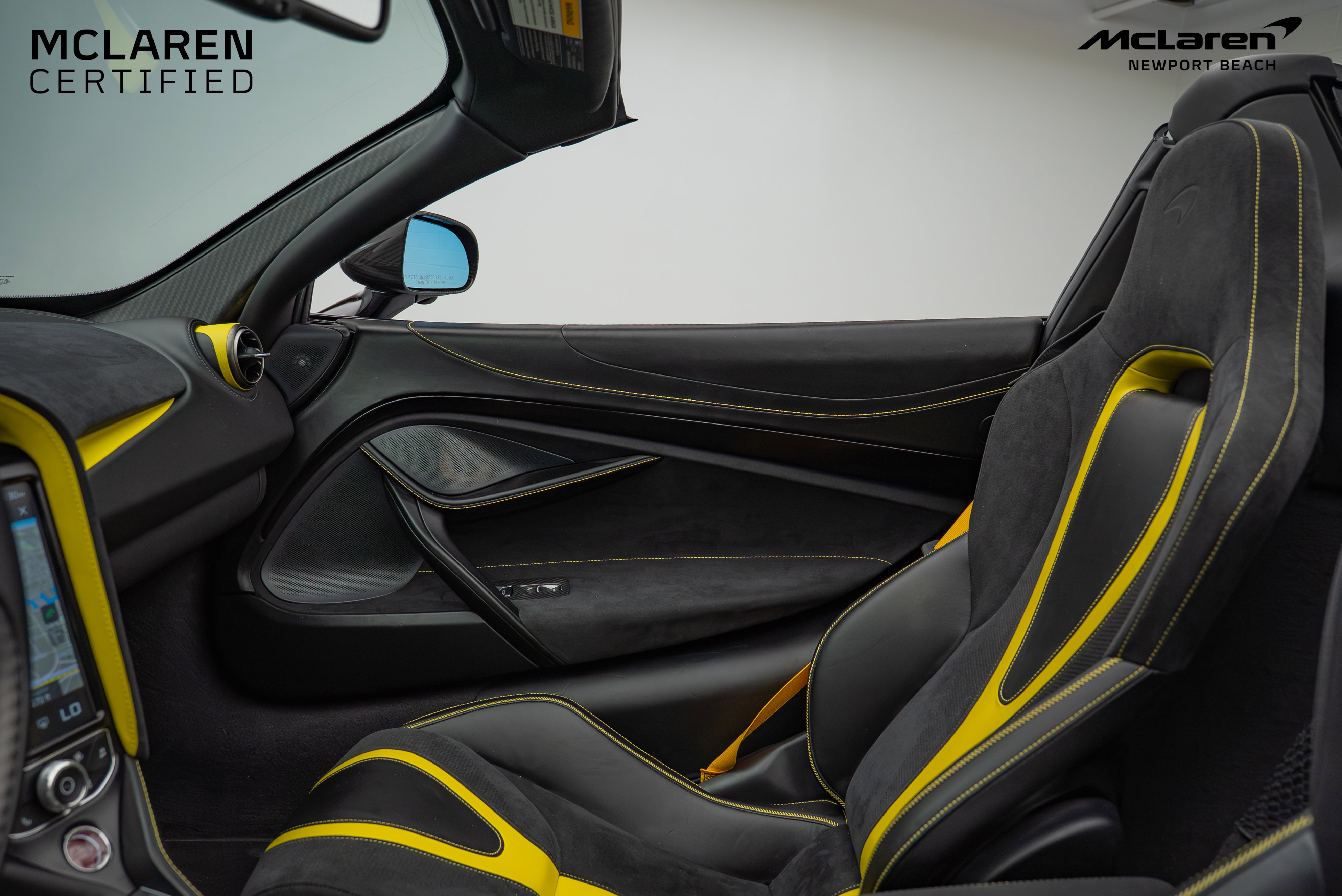 Used 2023 McLaren 720S Spider image 37