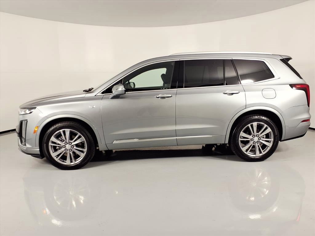 Certified 2025 Cadillac XT6 Premium Luxury image 26