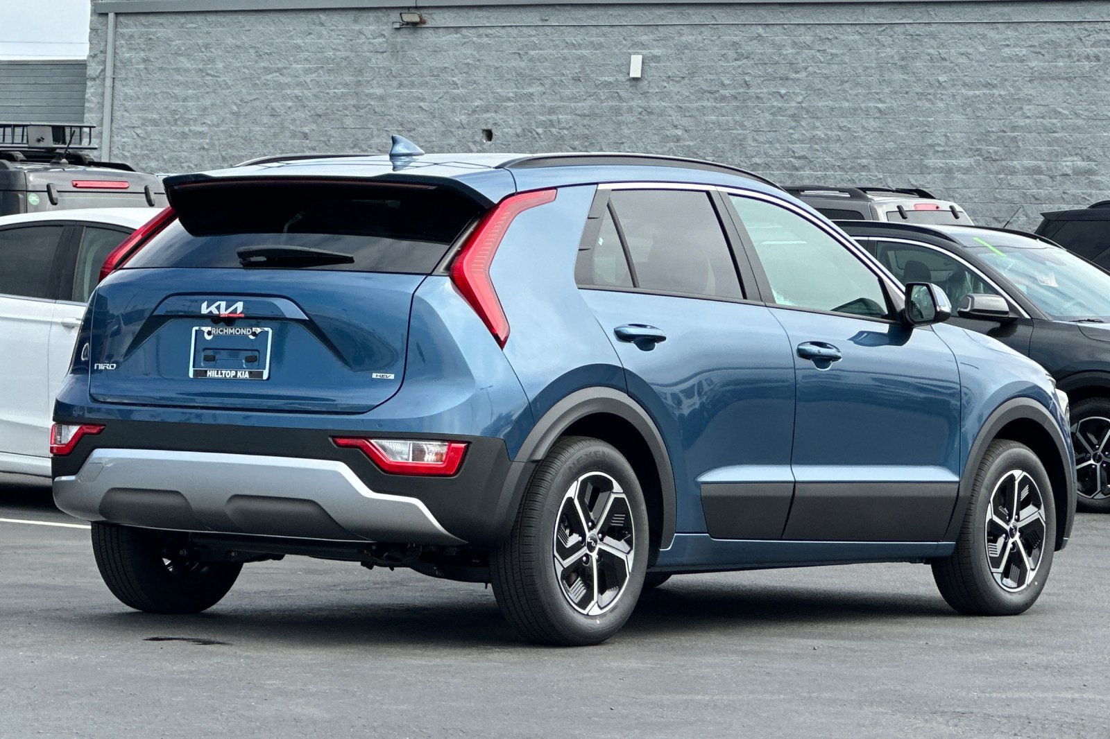 New 2026 Kia Niro EX FWD image 4