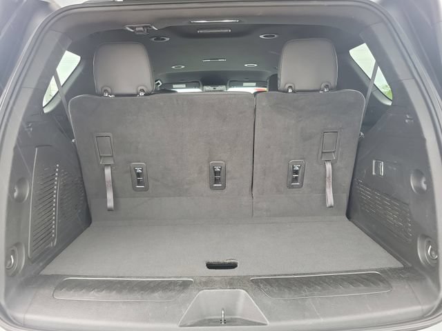 Used 2024 Chevrolet Tahoe LT RWD image 9