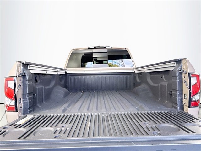 Used 2024 Nissan Titan PRO-4X w/ Pro-4x Convenience Package image 27
