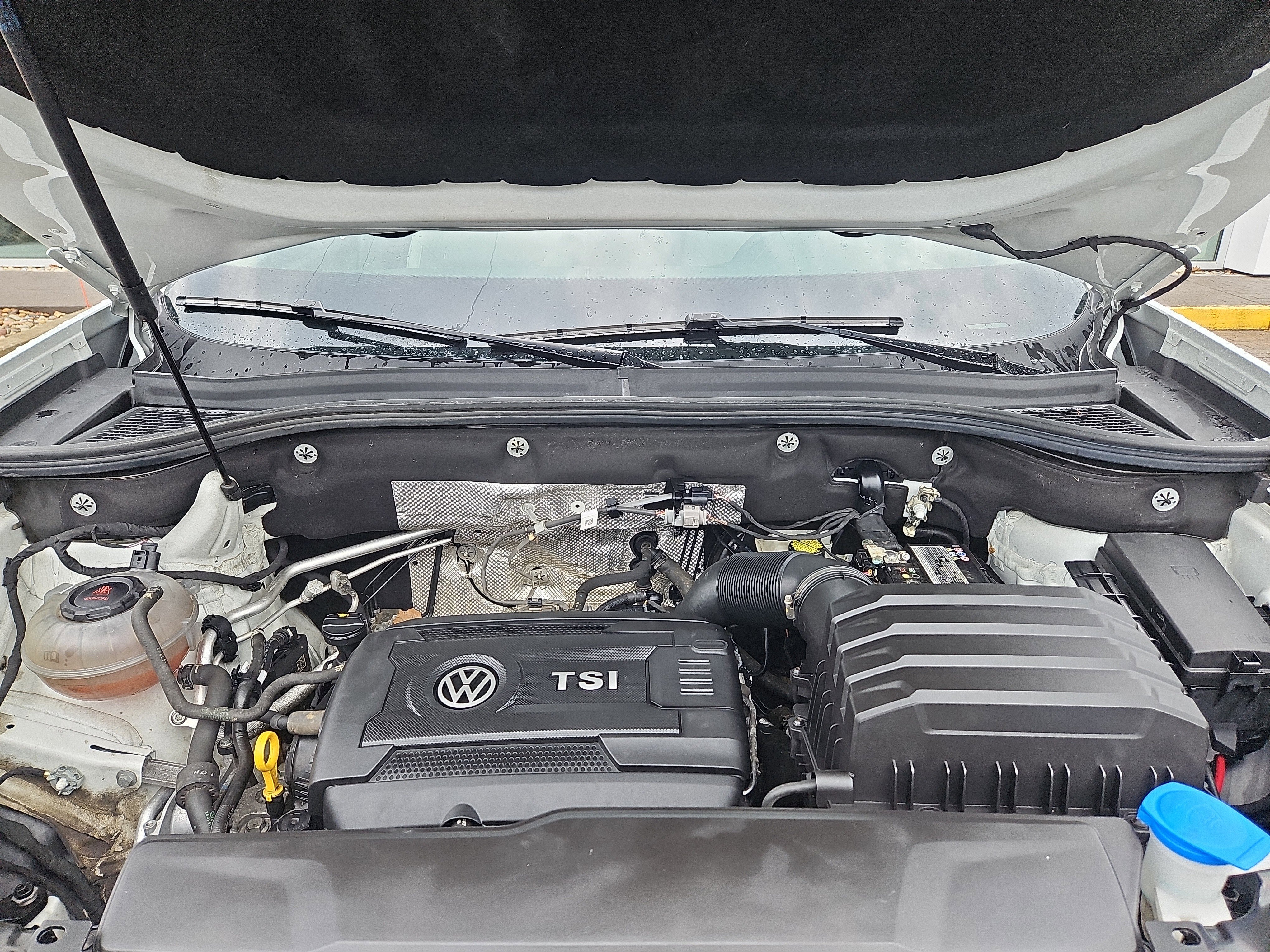 Used 2022 Volkswagen Atlas SE image 34