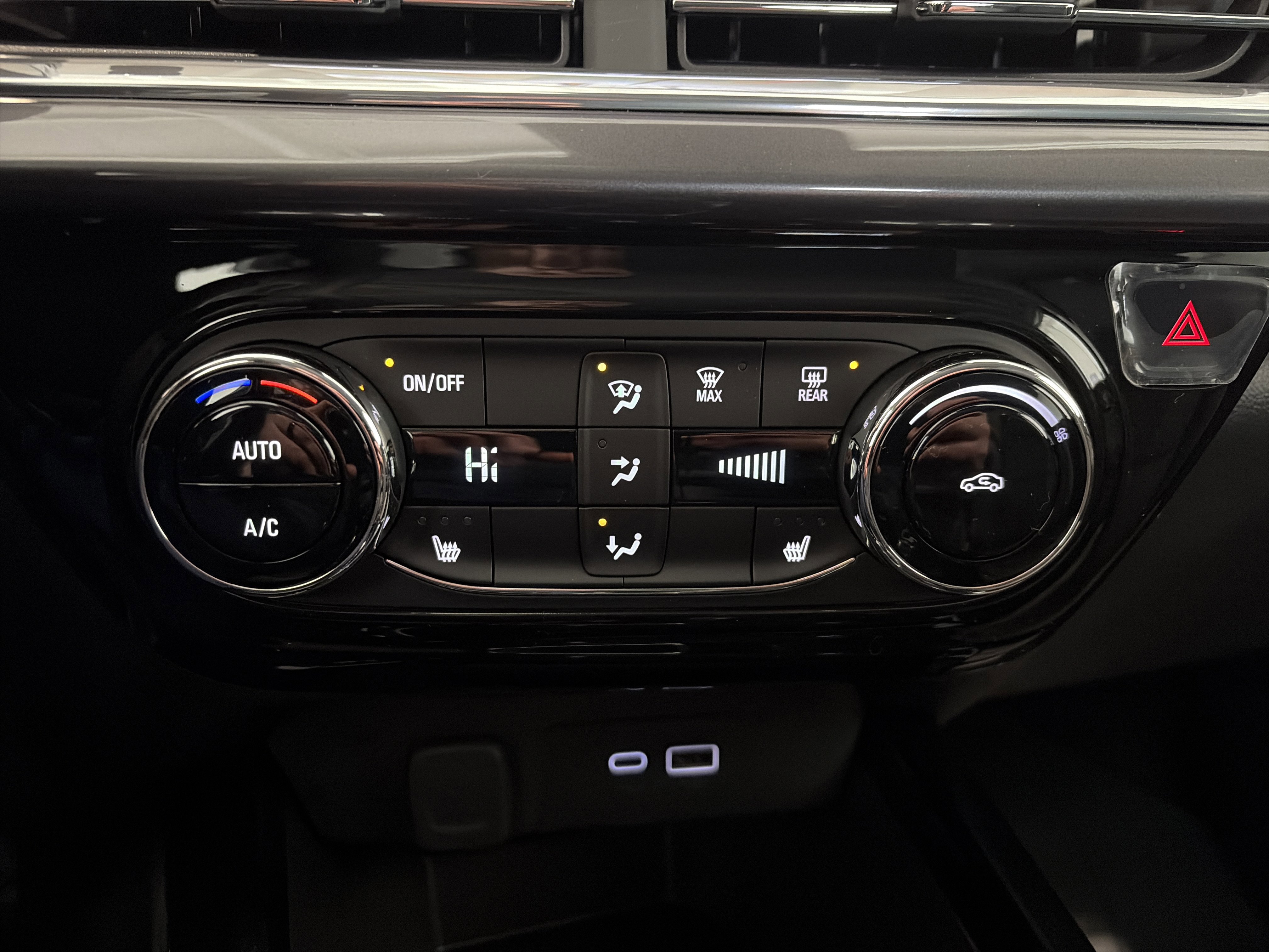 New 2026 Chevrolet Trax ACTIV w/ Driver Confidence Package image 19