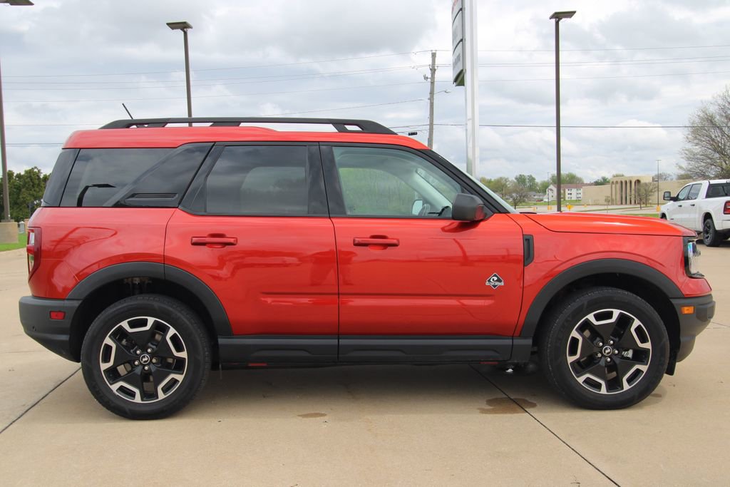 Used 2023 Ford Bronco Sport Outer Banks AWD/4WD image 4
