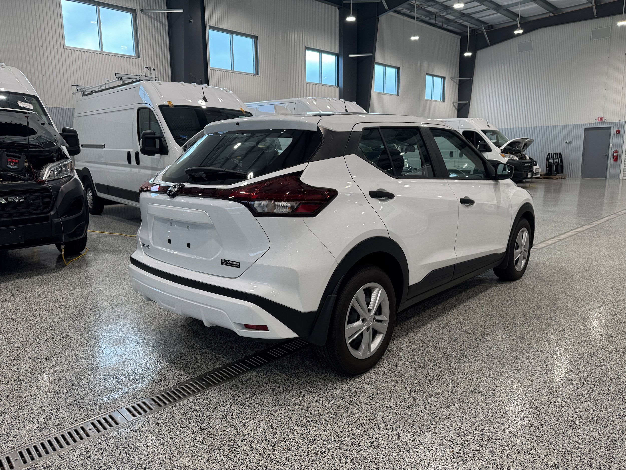 Used 2024 Nissan Kicks S FWD image 5