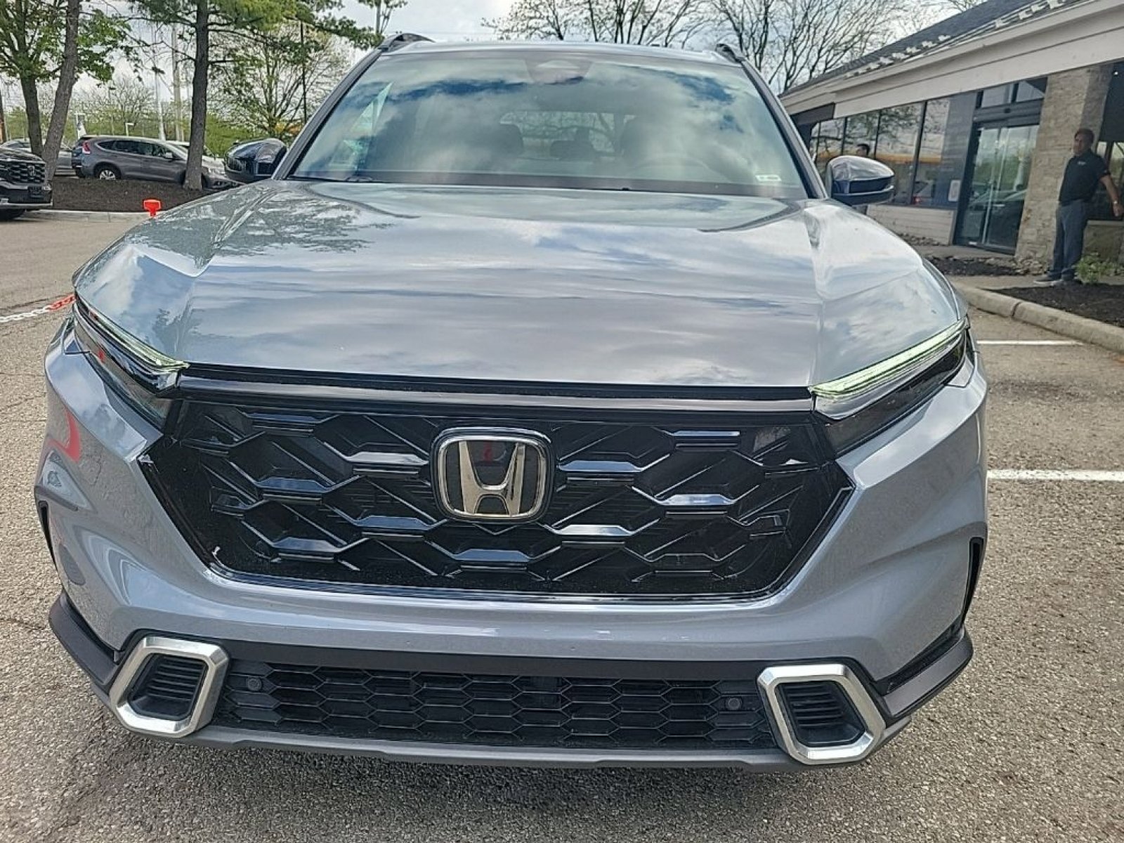 Used 2024 Honda CR-V Sport Touring image 4