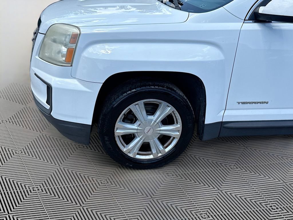 Used 2017 GMC Terrain SLE FWD image 35