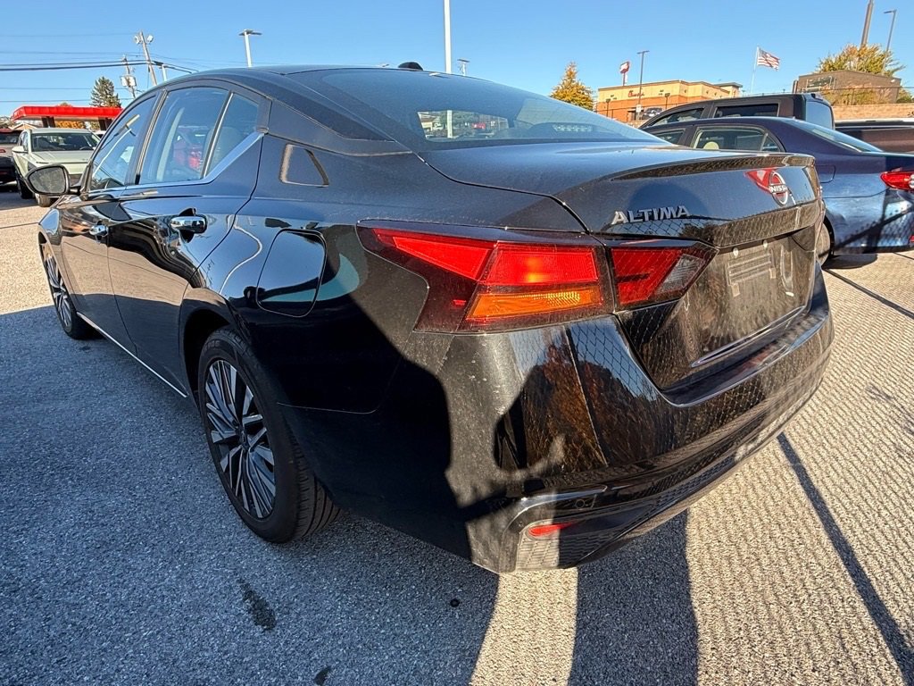 Used 2023 Nissan Altima 2.5 SV image 26
