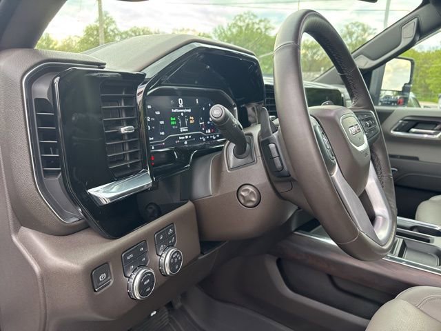 Used 2024 GMC Sierra 1500 SLT w/ SLT Premium Package AWD/4WD image 13