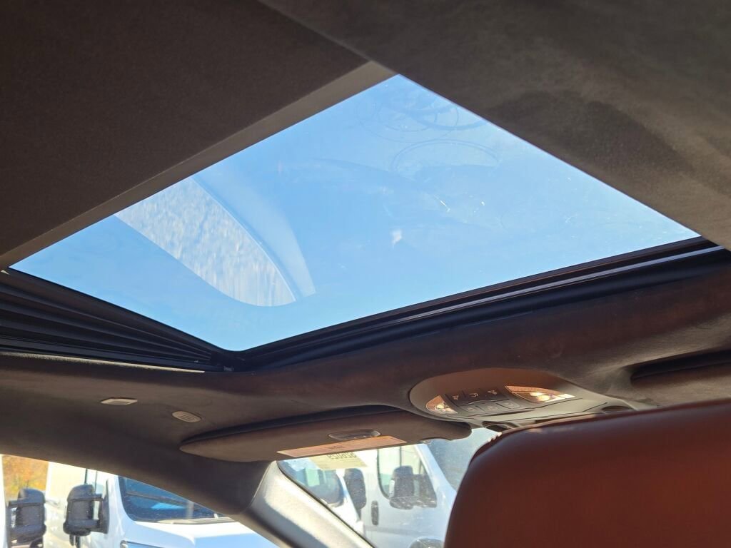 New 2026 Chrysler Pacifica Pinnacle image 11