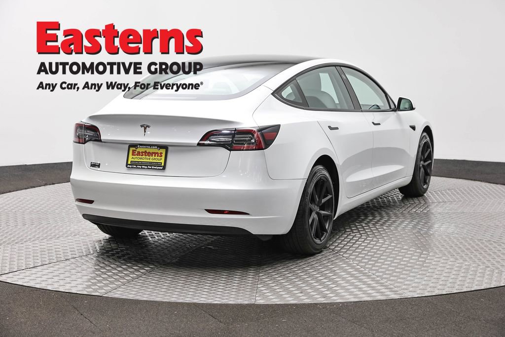 Used 2023 Tesla Model 3 Standard Range RWD image 5
