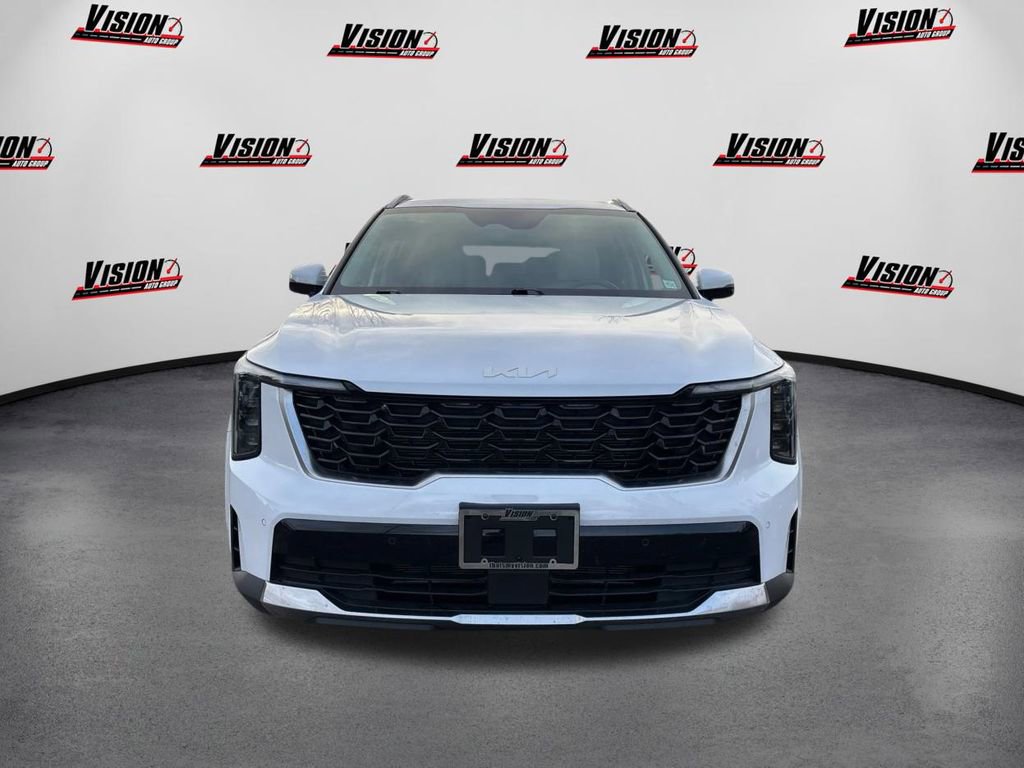 Certified 2025 Kia Sorento S image 2