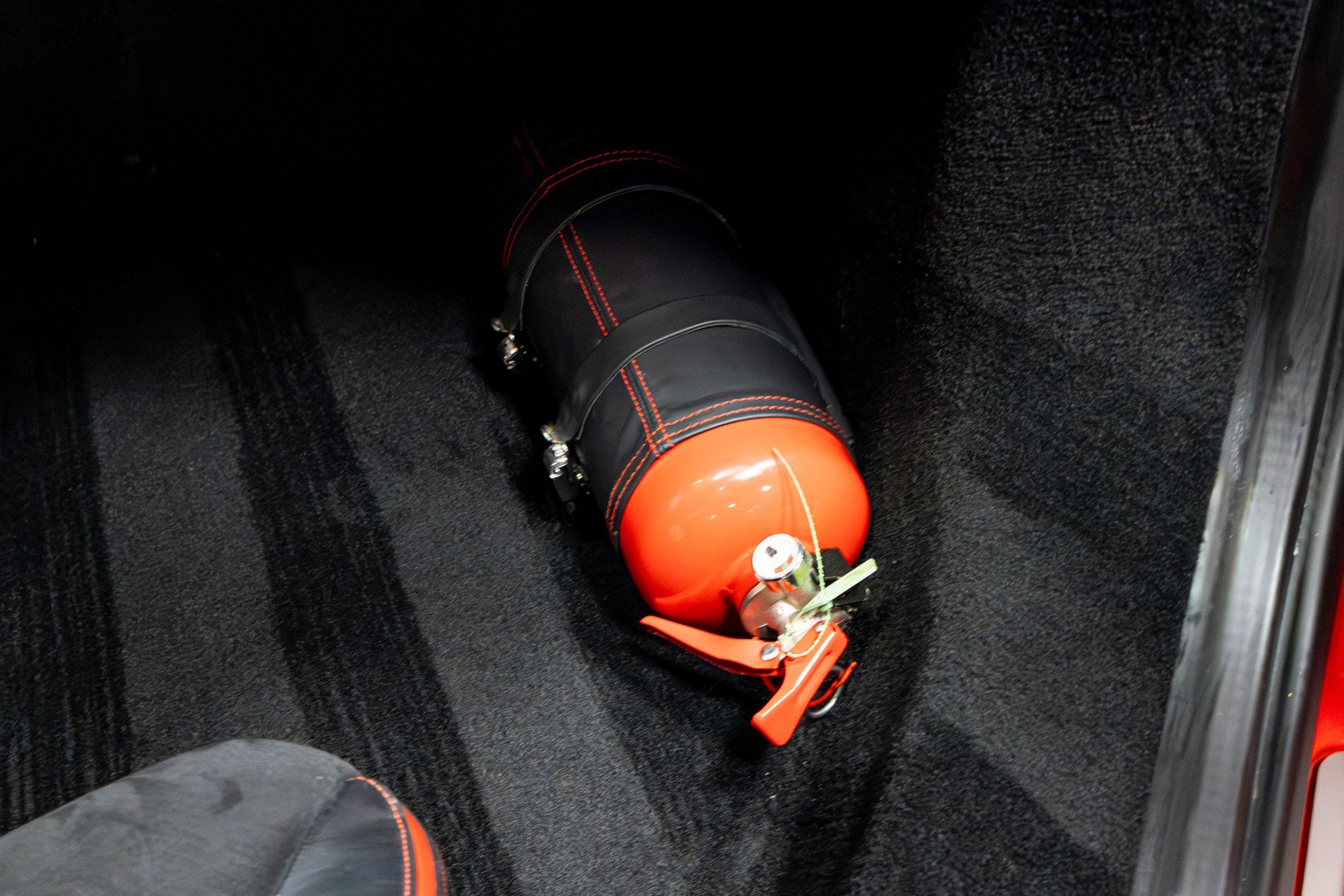 Used 2018 Ferrari 488 GTB image 31