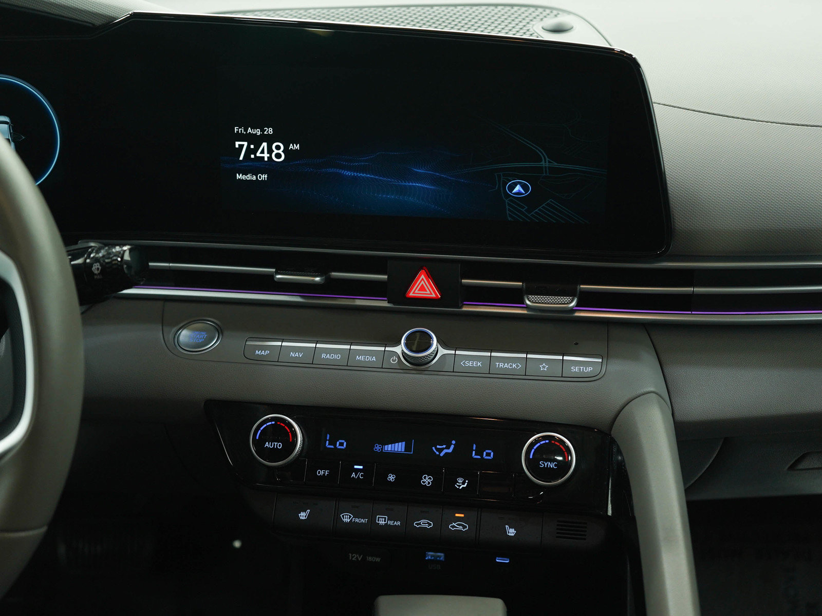 Used 2025 Hyundai Elantra SEL FWD image 15