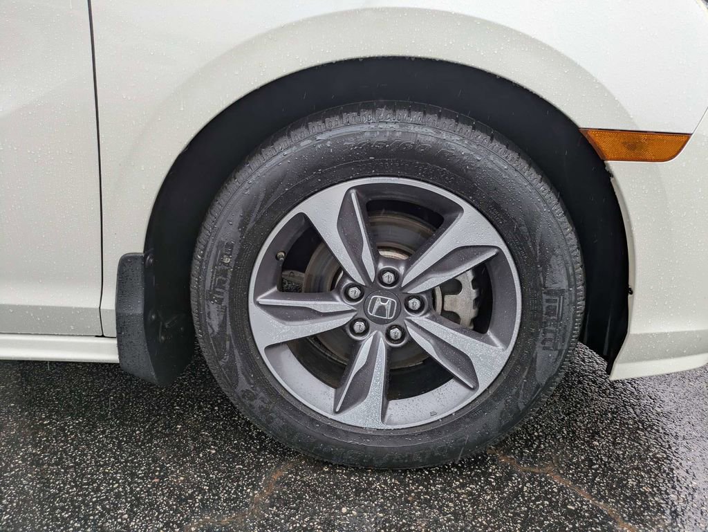 Used 2018 Honda Odyssey Touring image 11