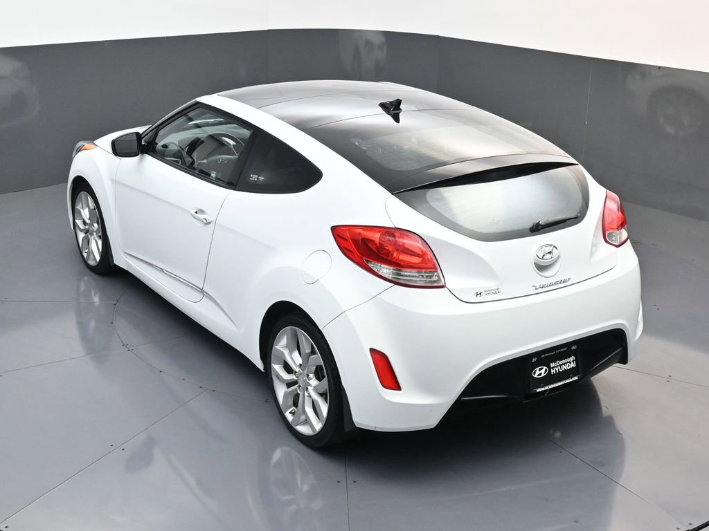 Used 2013 Hyundai Veloster w/ Style Pkg image 23