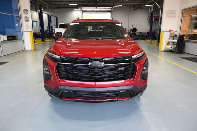 New 2026 Chevrolet Equinox RS FWD image 2
