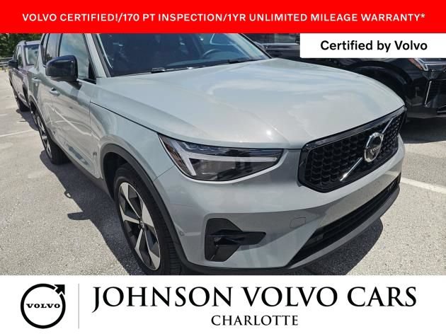 Used 2026 Volvo XC40 B5 Plus AWD/4WD image 1