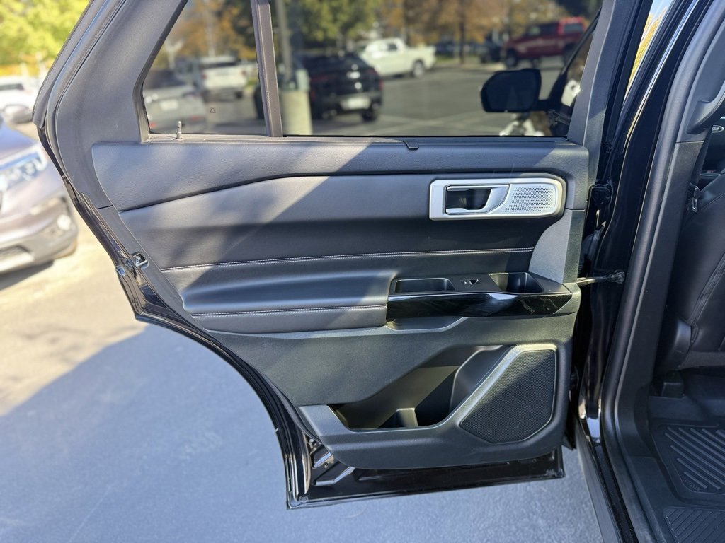 Used 2023 Ford Explorer ST w/ Equipment Group 401A image 17
