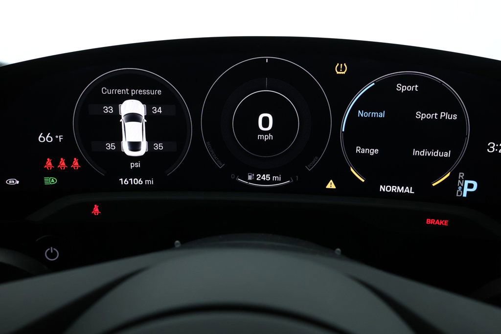 Used 2022 Porsche Taycan GTS w/ Premium Package (P6U) image 13