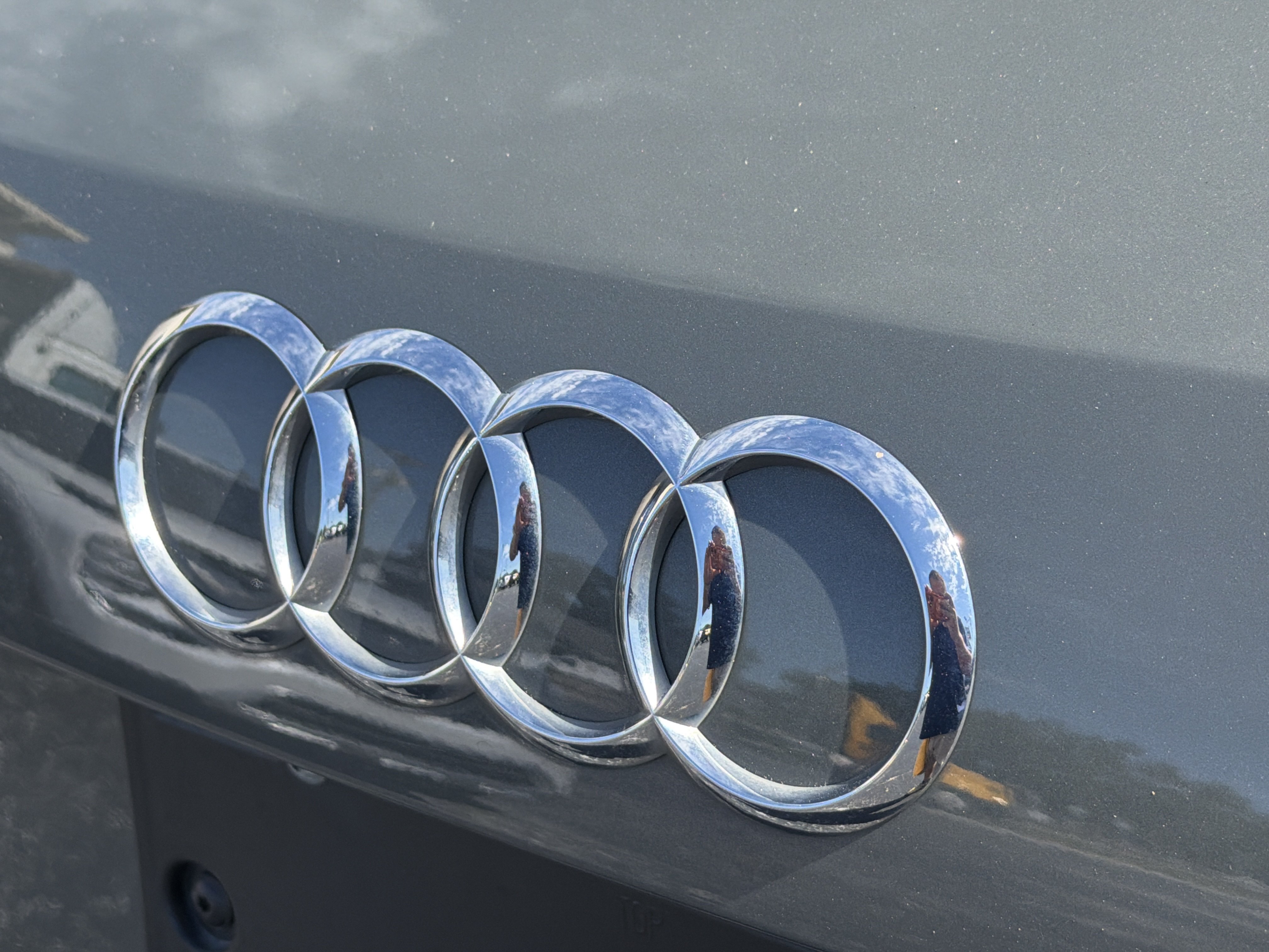 Used 2025 Audi Q3 2.0T Premium AWD/4WD image 14