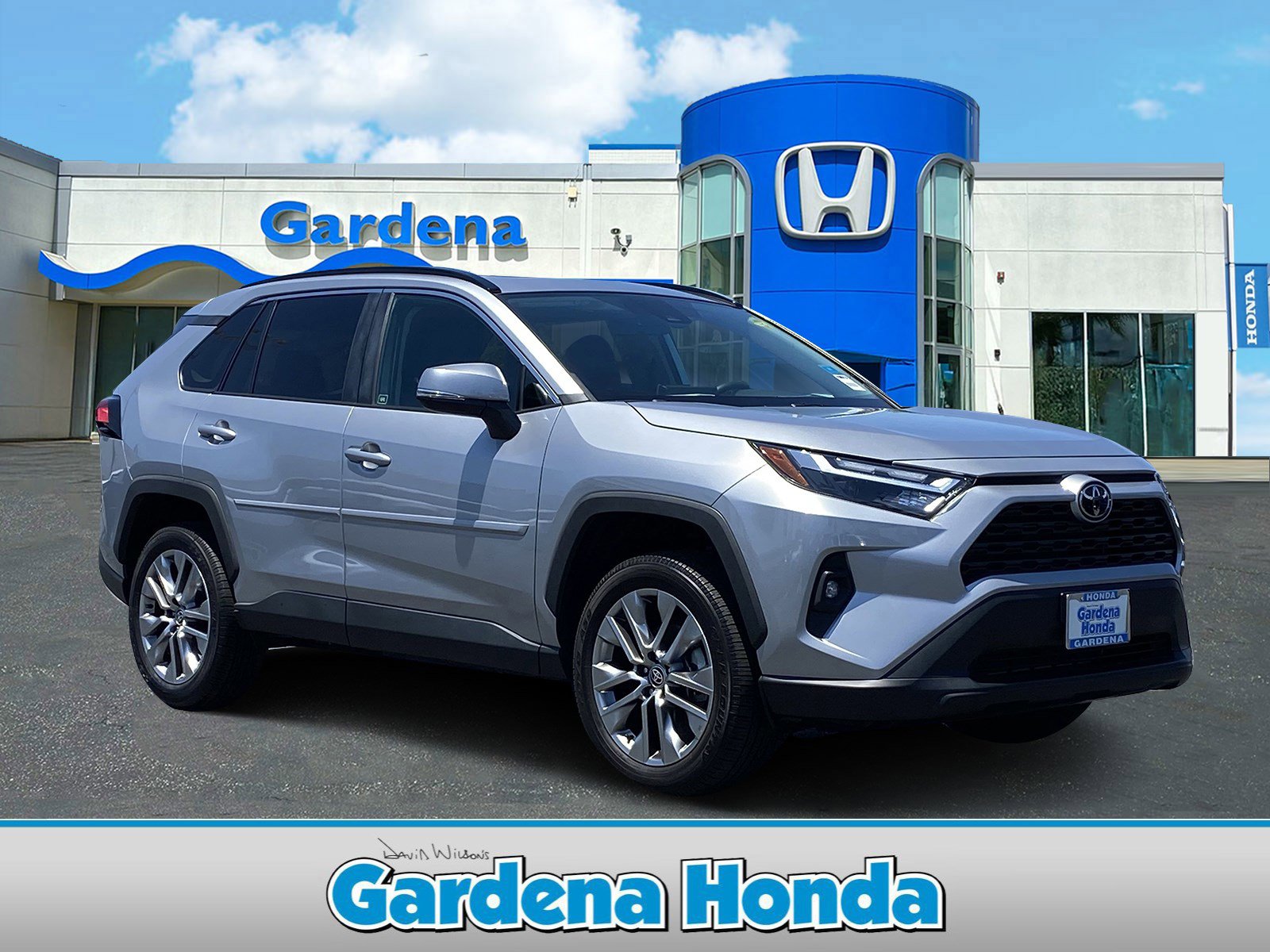 Used 2023 Toyota RAV4 XLE Premium