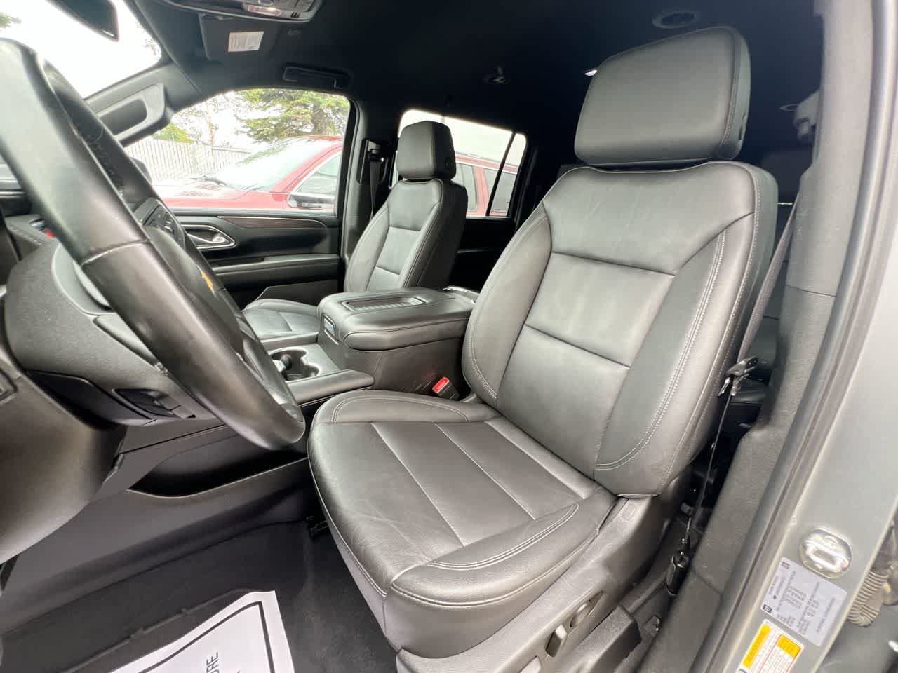 Used 2023 Chevrolet Suburban LT AWD/4WD image 11
