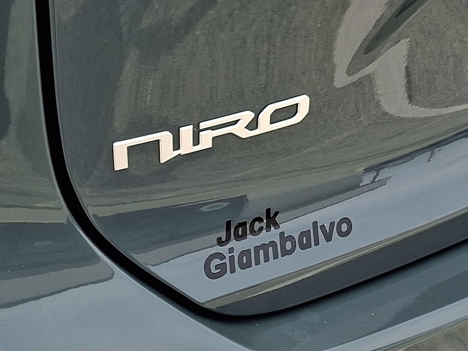 Used 2023 Kia Niro SX Touring FWD image 30