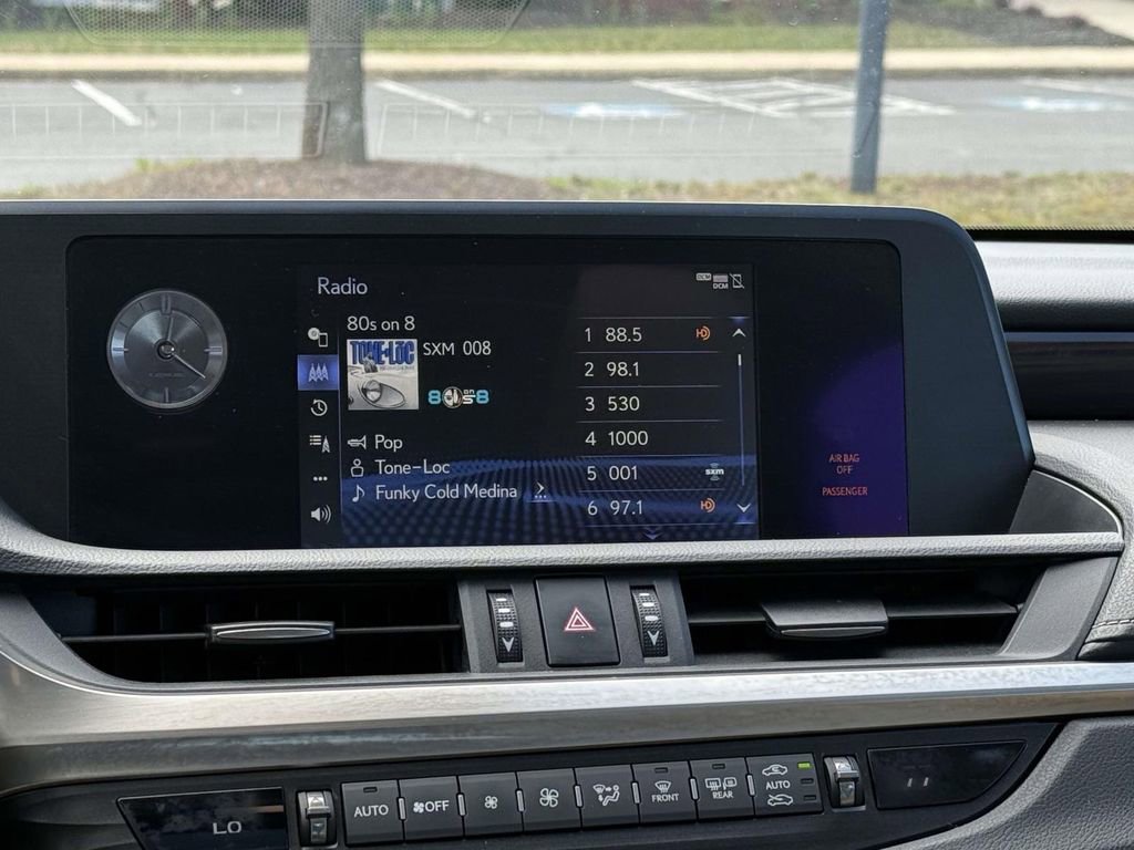 Used 2019 Lexus ES 350 w/ Premium Package FWD image 10