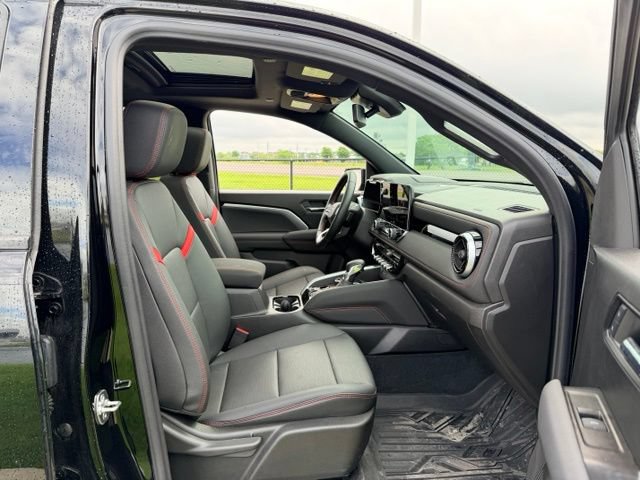 Certified 2024 Chevrolet Colorado Z71 w/ Z71 Convenience Package 2 AWD/4WD image 11