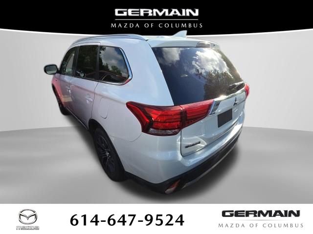 Used 2018 Mitsubishi Outlander GT AWD/4WD image 7