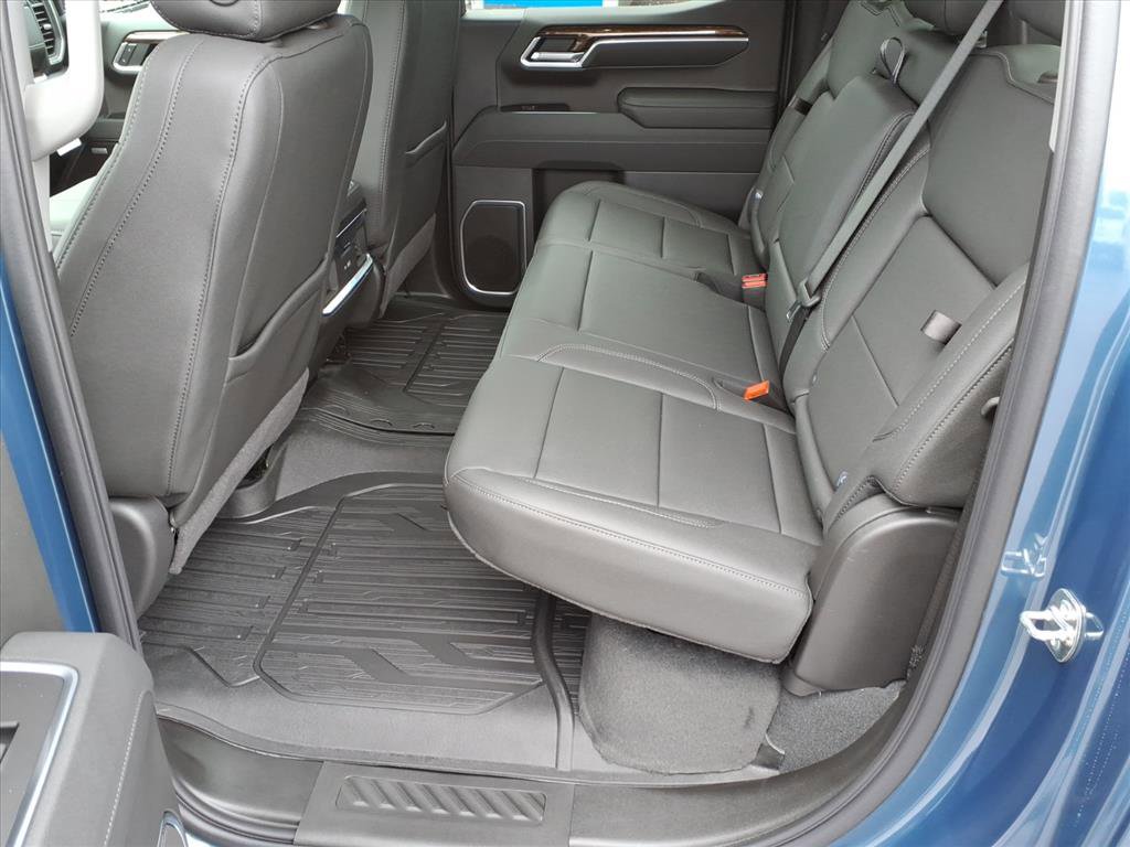 New 2026 GMC Sierra 1500 Elevation w/ Elevation Premium Package image 6