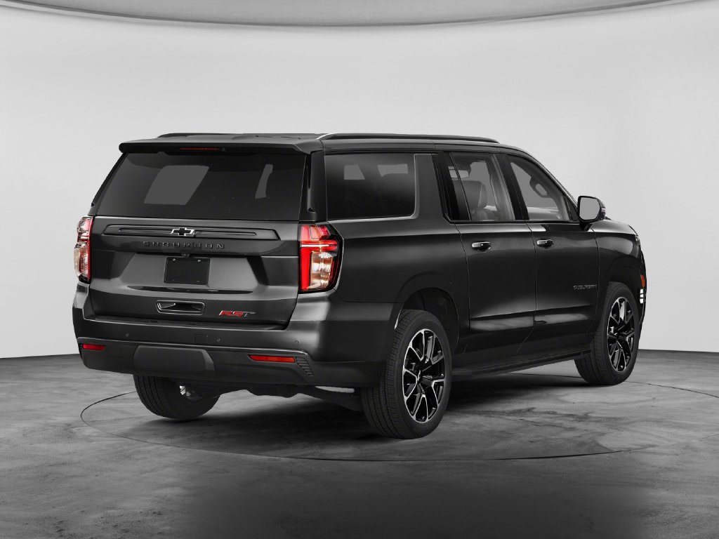 Used 2022 Chevrolet Suburban RST w/ Sport Performance Package AWD/4WD image 2