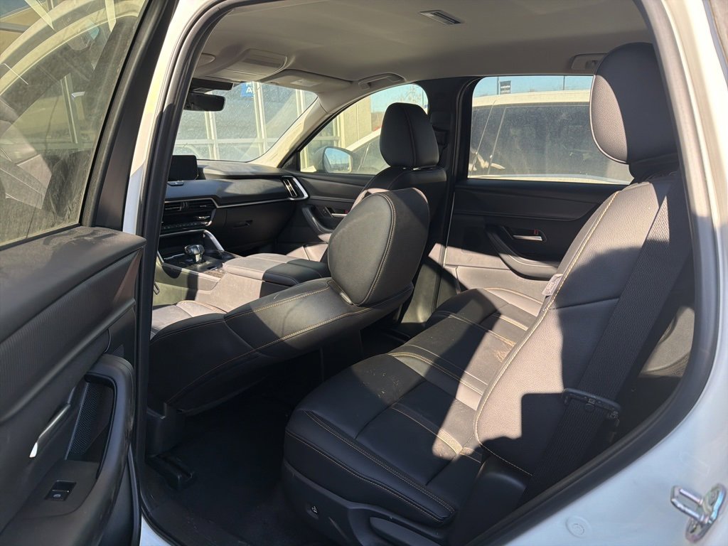 Used 2024 MAZDA CX-90 3.3 Turbo w/ Select Package image 4
